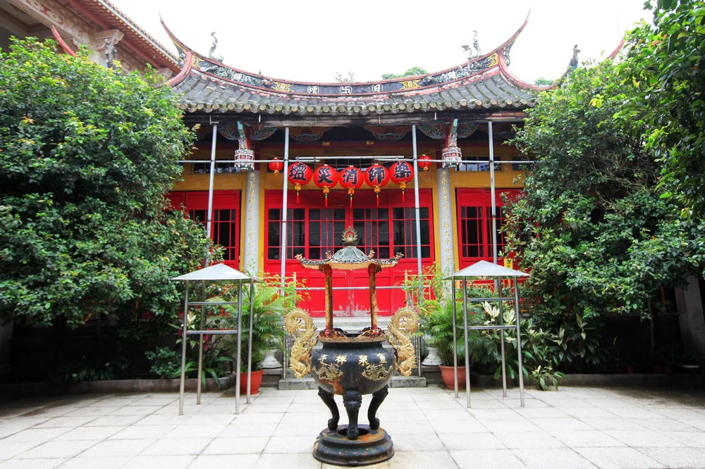 財團法人台灣省基隆市靈泉禪寺