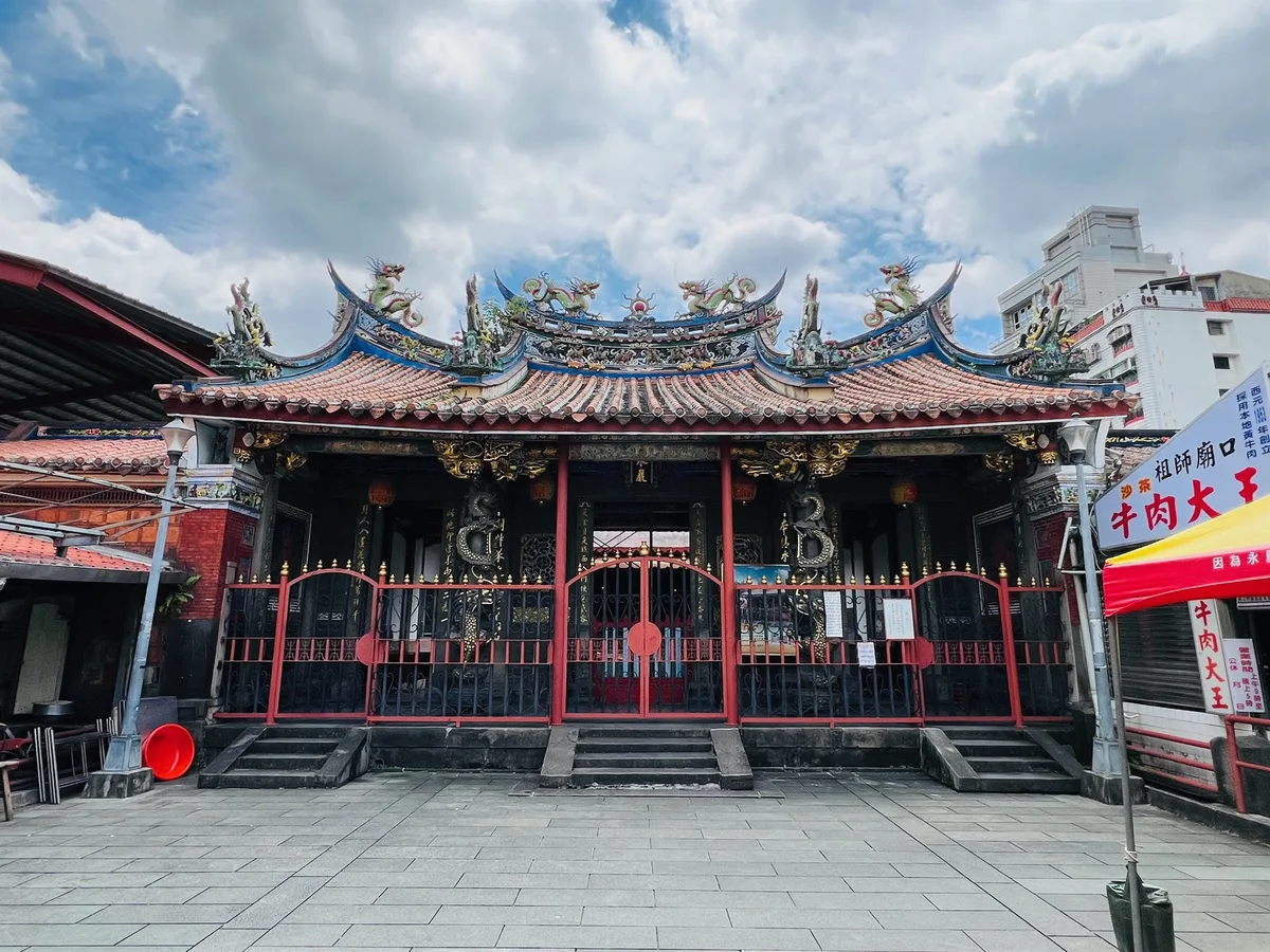 財團法人艋舺清水巖祖師廟