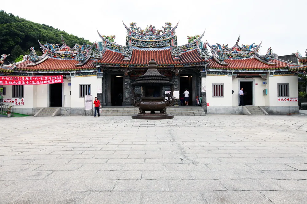 財團法人桃園市壽山巖觀音寺